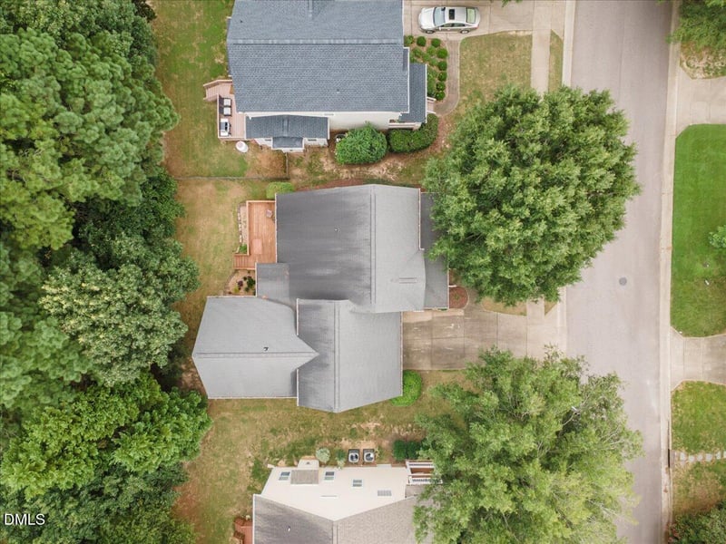 3205 Suncrest Village Ln, Raleigh, NC 27616