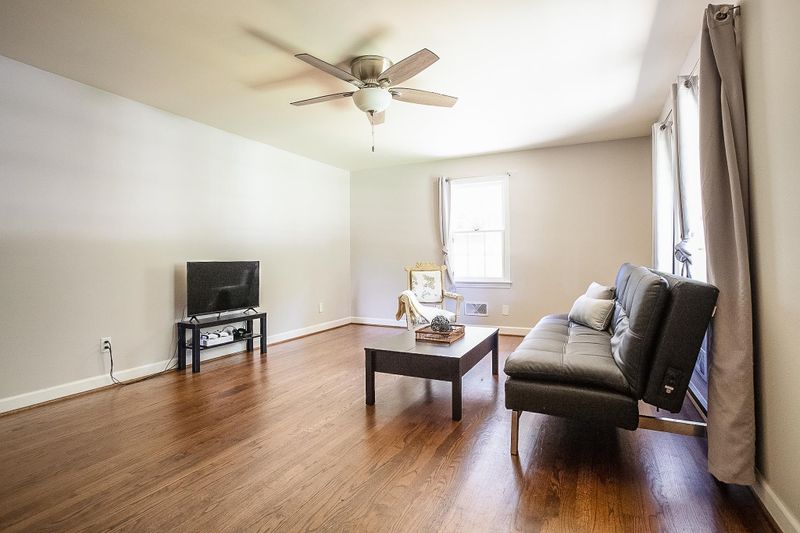 3205 Ward Rd, Raleigh, NC 27604