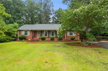3207 Cliffdale Rd, Fayetteville, NC 28303