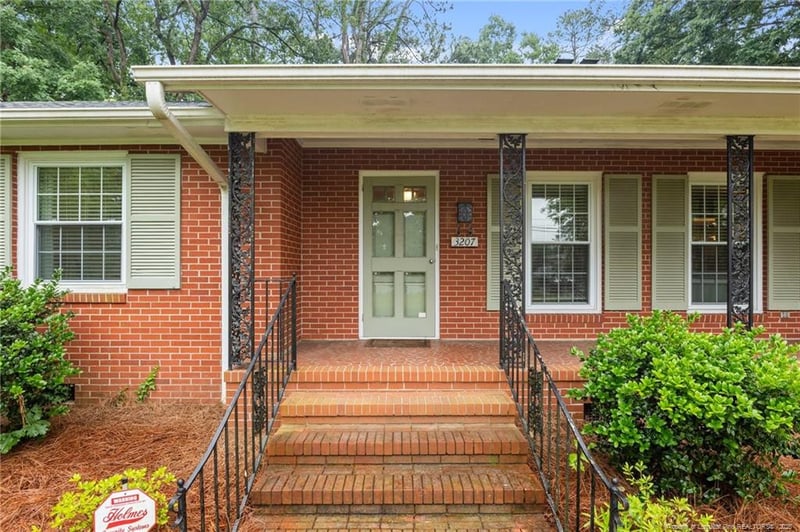 3207 Cliffdale Rd, Fayetteville, NC 28303