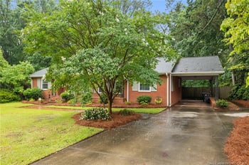 3207 Cliffdale Rd, Fayetteville, NC 28303