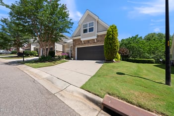 3207 Imperial Oaks Dr, Raleigh, NC 27614