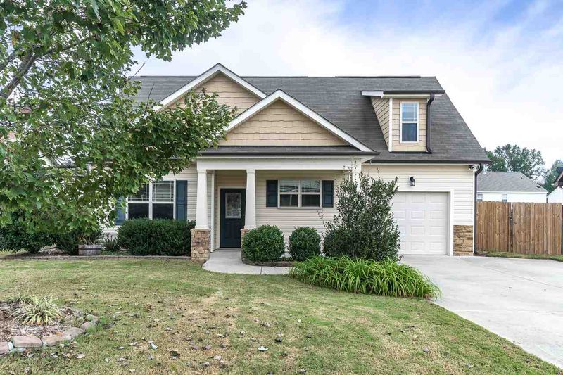 3207 Royal Deeside Ct, Zebulon, NC 27597