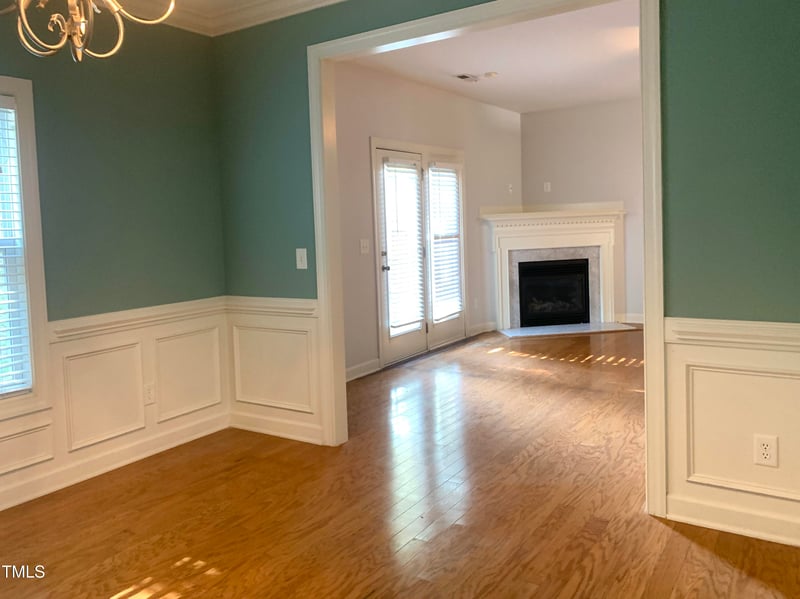 3207 Sunbright Ln, Raleigh, NC 27610
