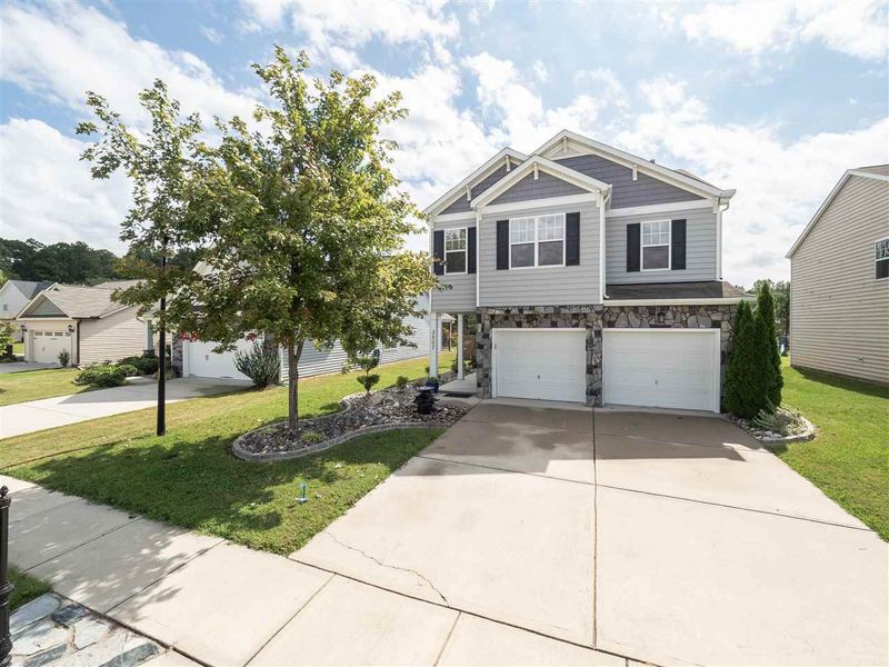 3207 Whispernut Ln, Zebulon, NC 27597