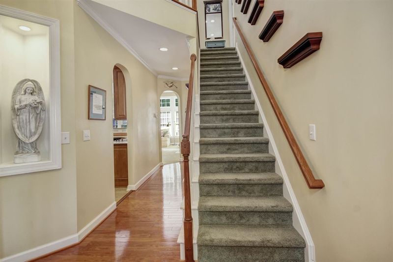 3208 Aralia Ct, Raleigh, NC 27614