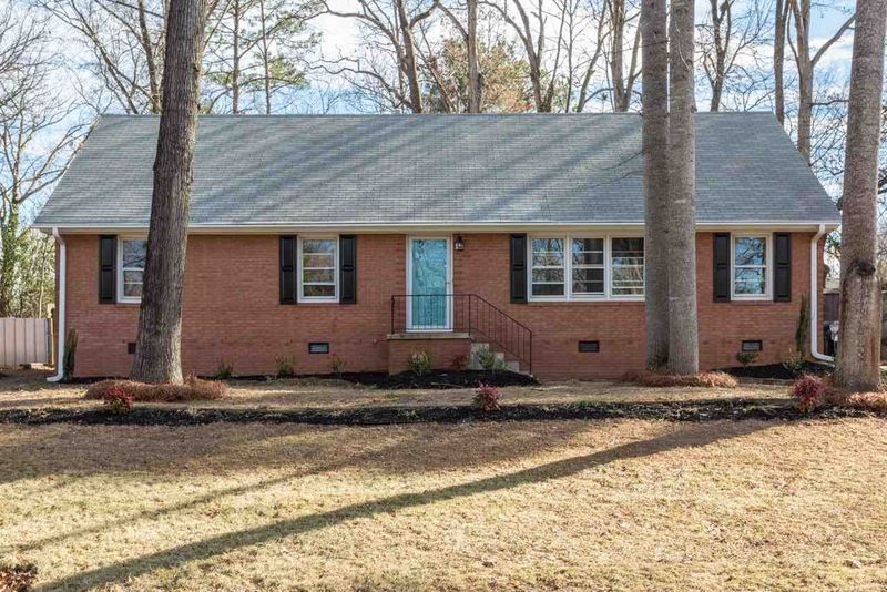 3208 Julian Dr, Raleigh, NC 27604