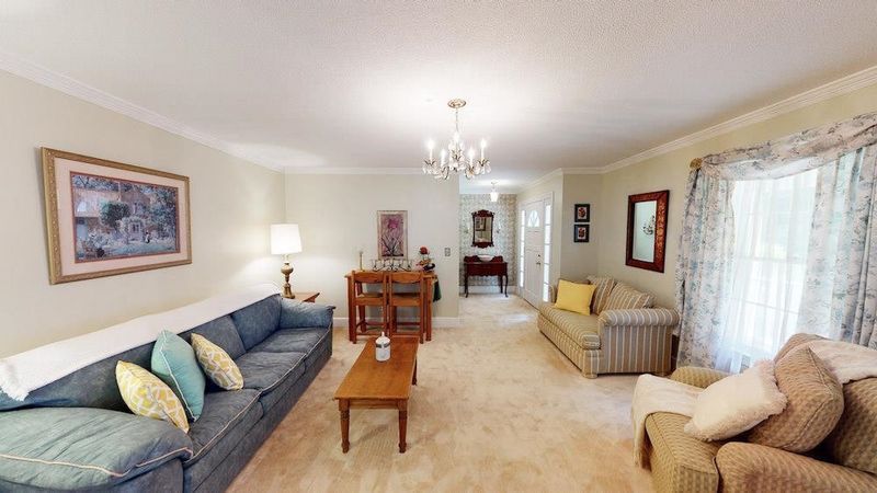 3208 Manor Ridge Dr, Raleigh, NC 27603
