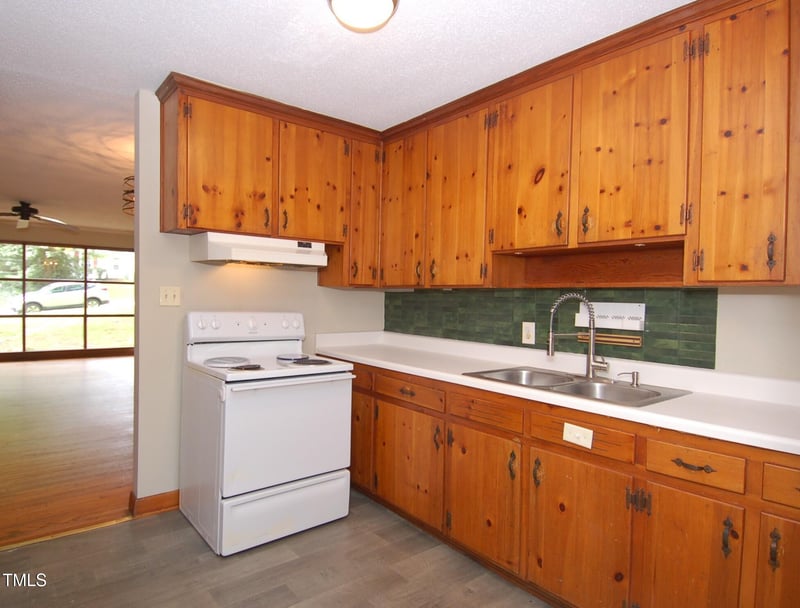 3208 Ruffin St, Raleigh, NC 27607