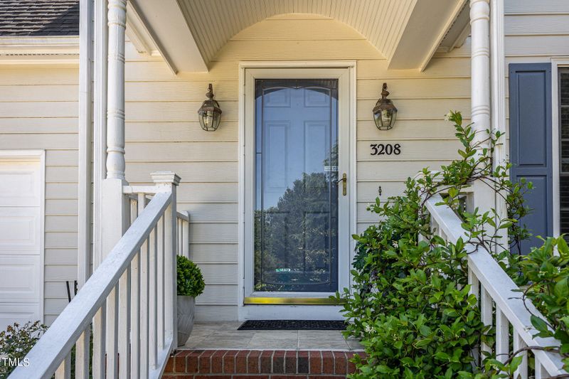 3208 Sandy Bluff Rd, Raleigh, NC 27616