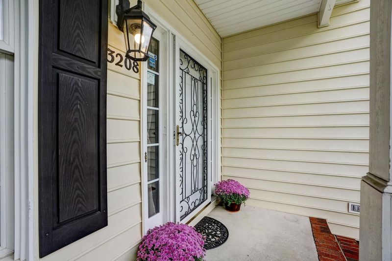 3208 Sedgefield Pines Ln, Raleigh, NC 27604