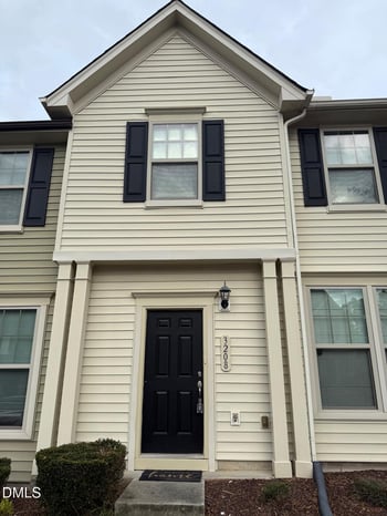 3208 Warm Springs Ln, Raleigh, NC 27610