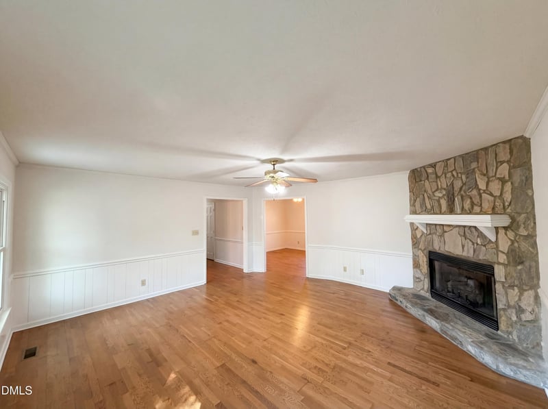 3209 County Line Rd, Fayetteville, NC 28306