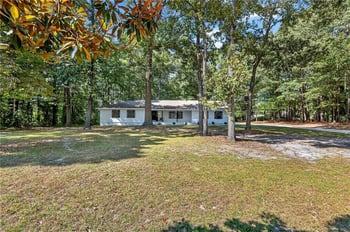 3209 Elms Thorpe Dr, Fayetteville, NC 28312