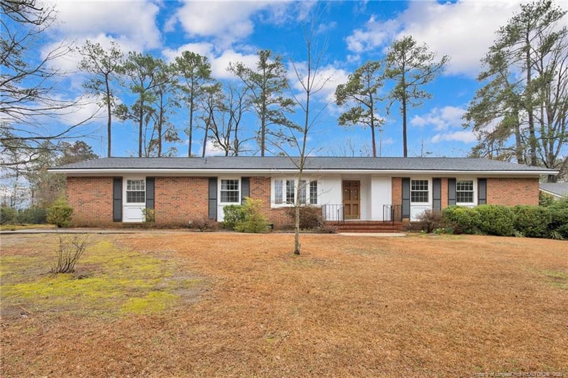3209 Glasgow Dr, Fayetteville, NC 28303
