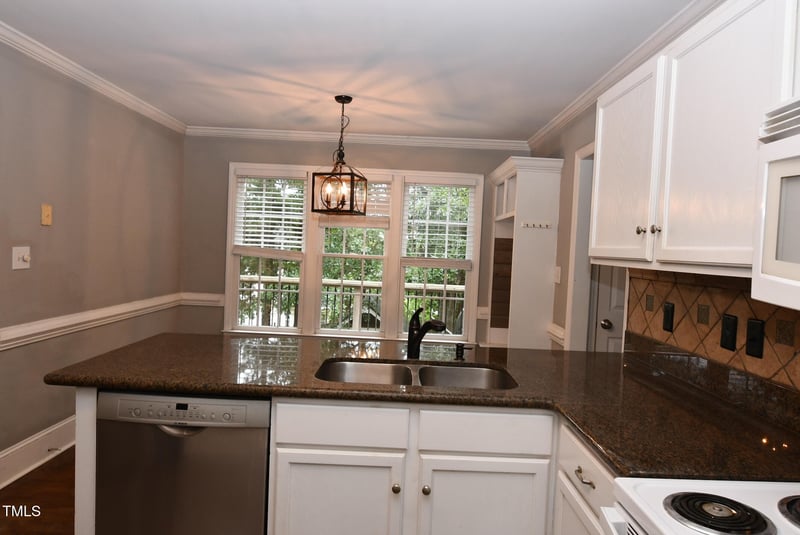 3209 Leebrook Rd, Raleigh, NC 27616