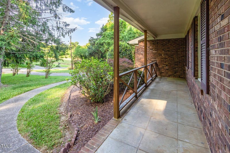 3209 Marie Dr, Raleigh, NC 27604