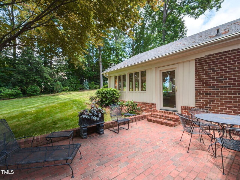 3209 Northampton St, Raleigh, NC 27609