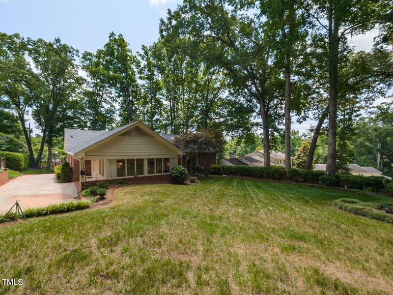 3209 Northampton St, Raleigh, NC 27609