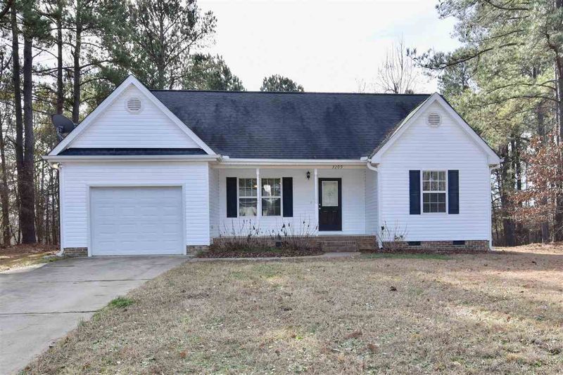 3209 Overhead Ct, Willow Springs, NC 27592