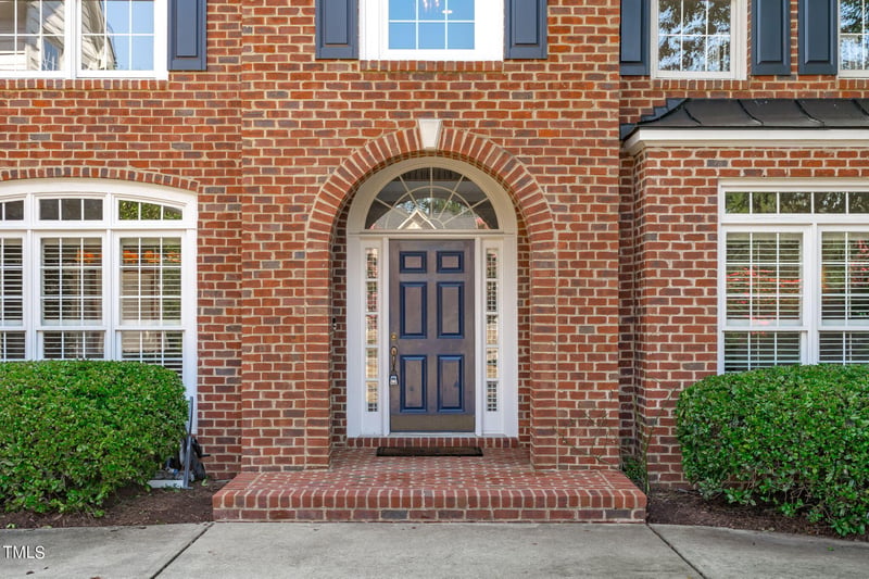 321 Bailey Ridge Dr, Morrisville, NC 27560
