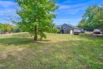 321 Blalock St, Holly Springs, NC 27540