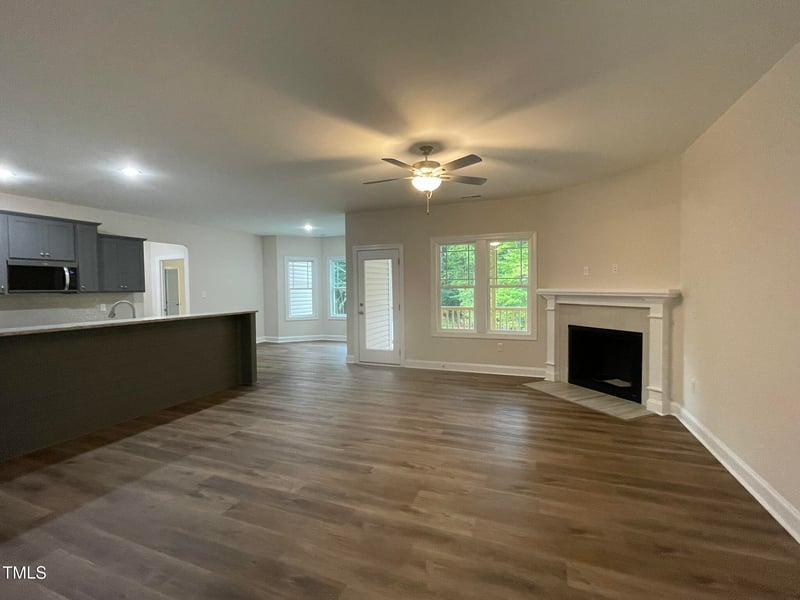 321 Busterfield Ct, Benson, NC 27504