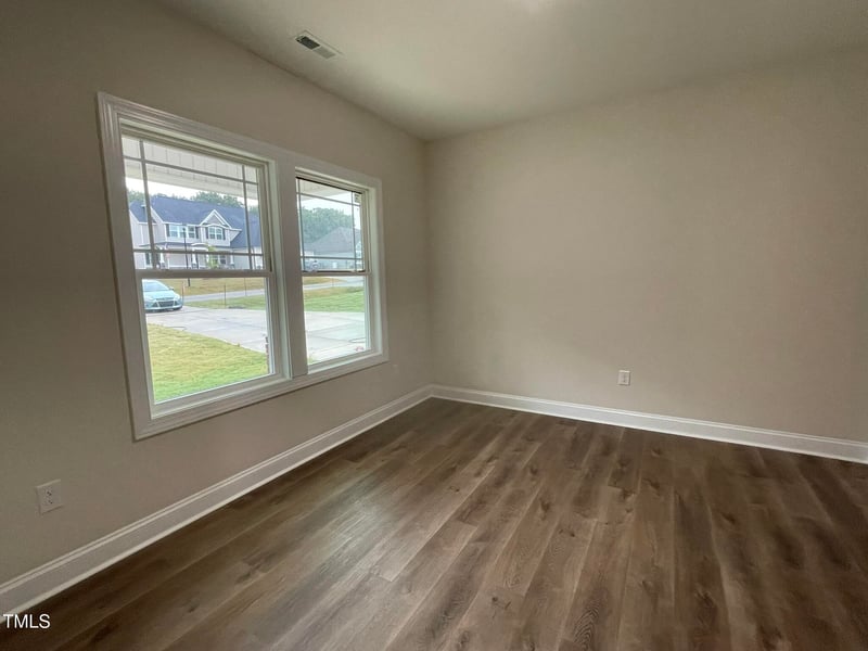321 Busterfield Ct, Benson, NC 27504