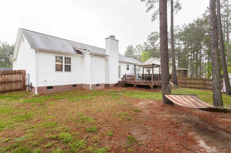 321 Caroline Dr, Wendell, NC 27591
