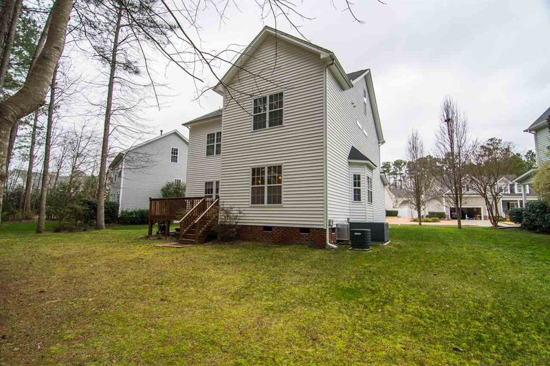 321 Chapel Valley Ln, Apex, NC 27502