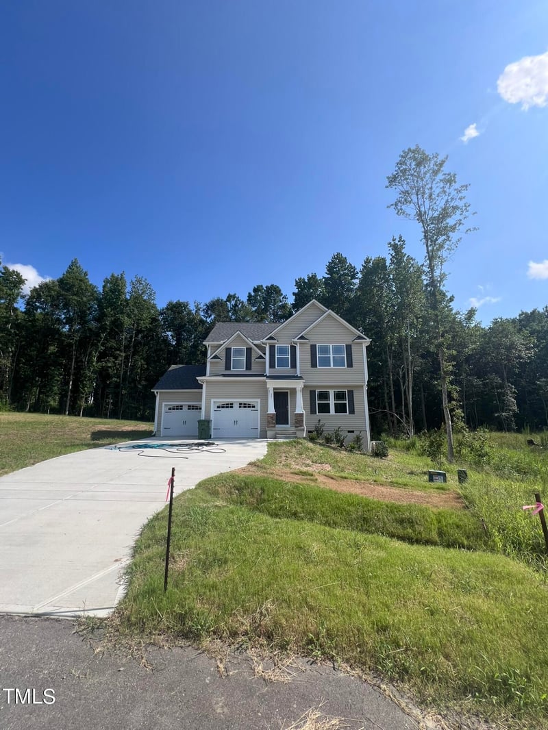 321 Constellation Ct, Benson, NC 27504