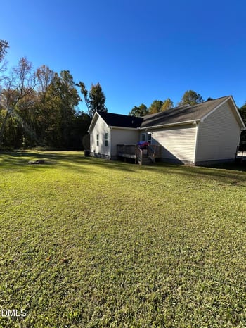 321 Courtland Dr, Angier, NC 27501
