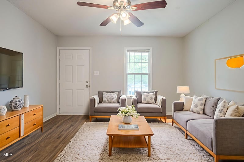 321 Cross Hill Ln, Holly Springs, NC 27540
