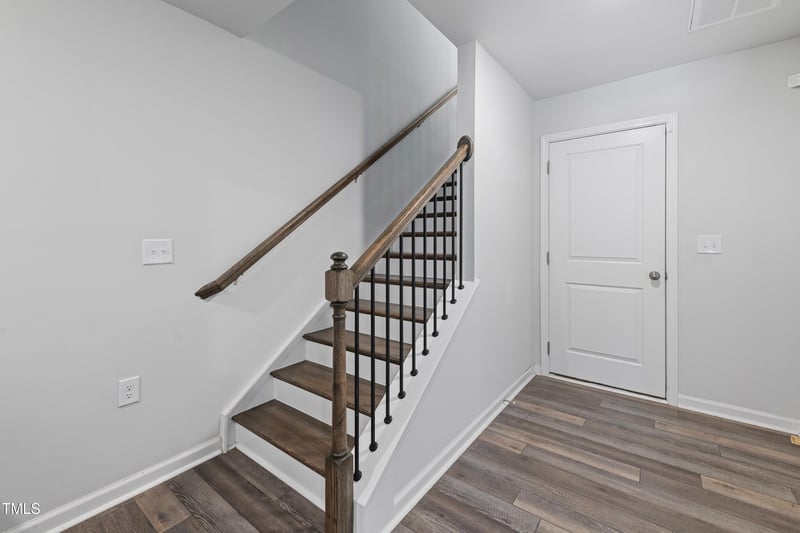 321 Devon Cliffs Dr, Wake Forest, NC 27587