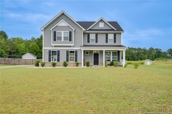 321 Gadson Dr, Hope Mills, NC 28348