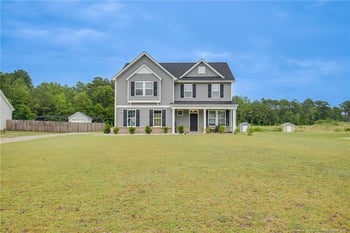 321 Gadson Dr, Hope Mills, NC 28348