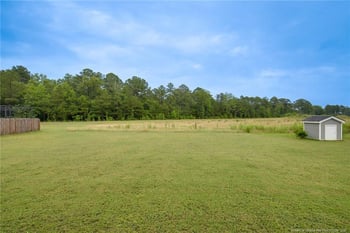 321 Gadson Dr, Hope Mills, NC 28348