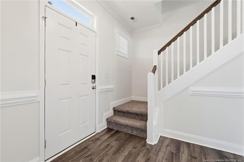 321 Gadson Dr, Hope Mills, NC 28348