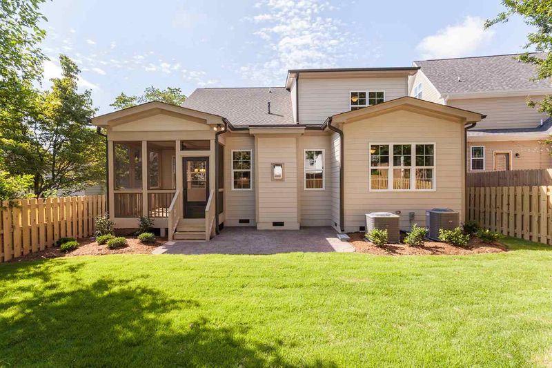 321 Georgetown Rd, Raleigh, NC 27608