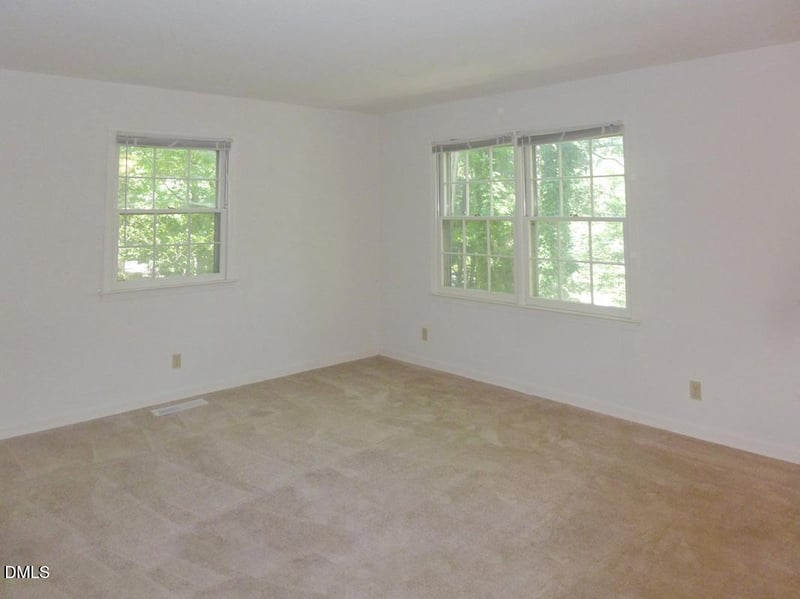 321 Glendale Dr, Chapel Hill, NC 27514