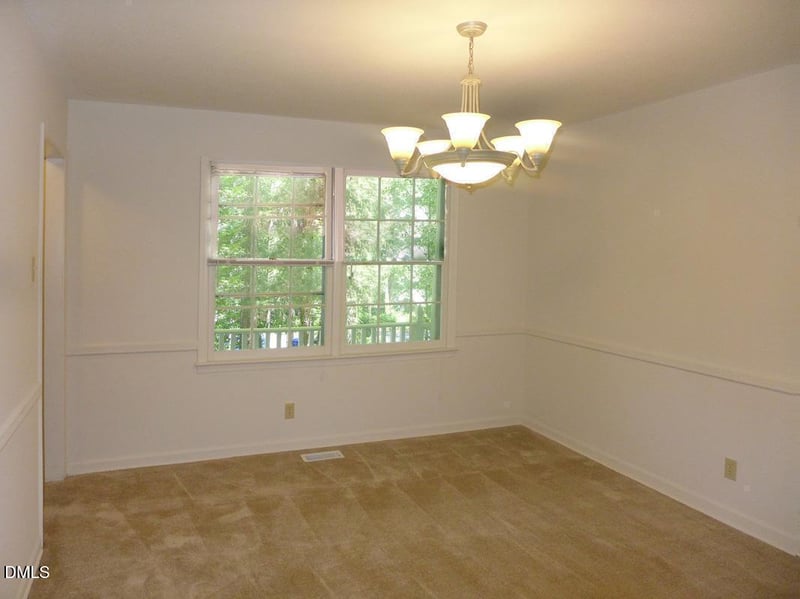 321 Glendale Dr, Chapel Hill, NC 27514