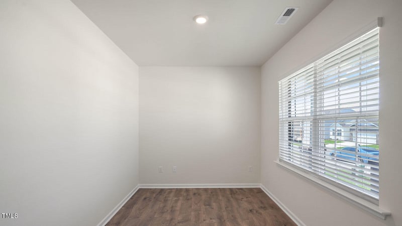 321 Hanging Elm Ln, Fuquay Varina, NC 27526
