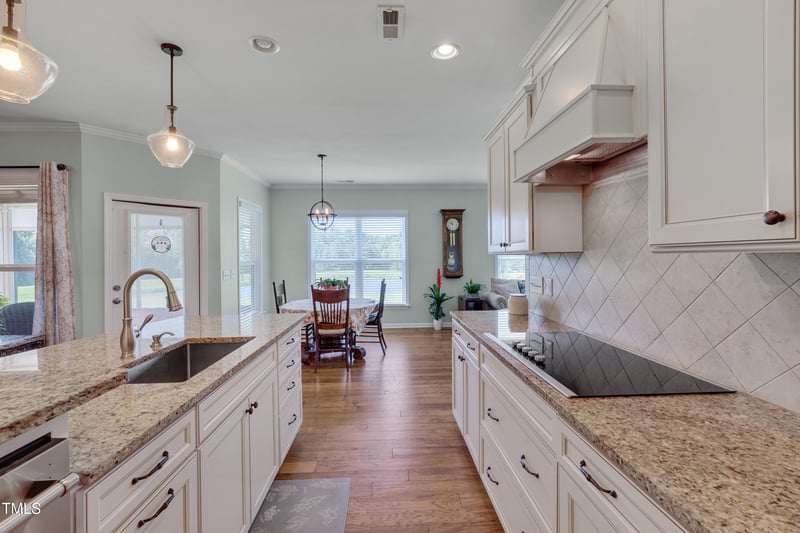321 Ibis Ln, Durham, NC 27703