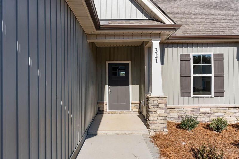 321 Jackson Pond Dr, Smithfield, NC 27577