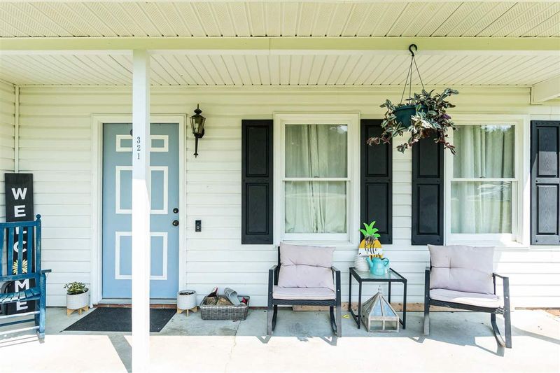 321 Jeribec Dr, Willow Springs, NC 27592