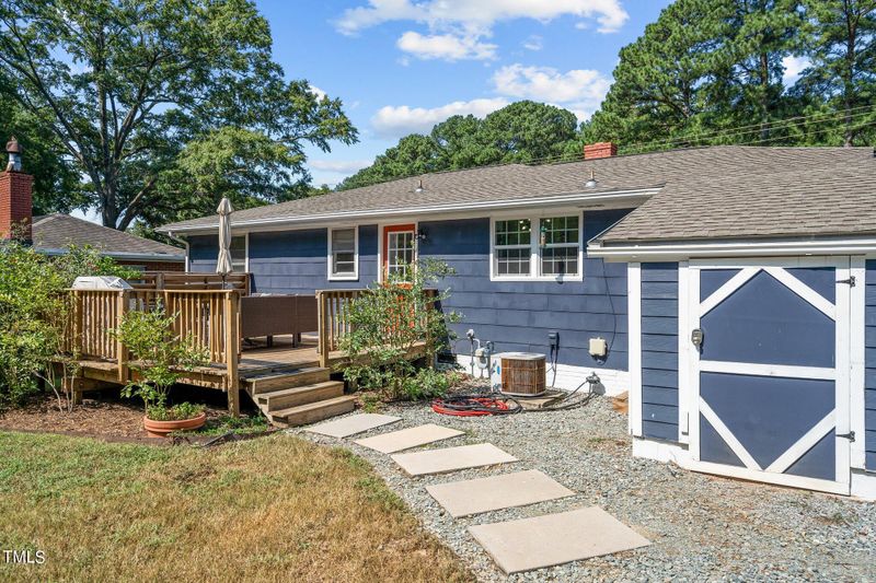 321 Jones Franklin Rd, Raleigh, NC 27606