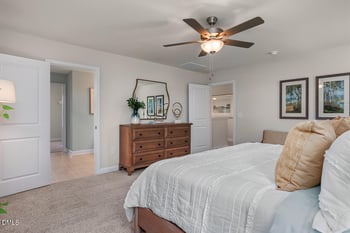 321 Longleaf Ln, Zebulon, NC 27597