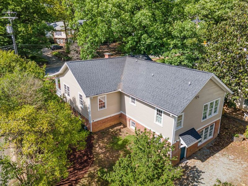 321 Mccauley St, Chapel Hill, NC 27516