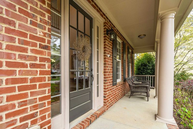 321 Meadowcrest Pl, Holly Springs, NC 27540