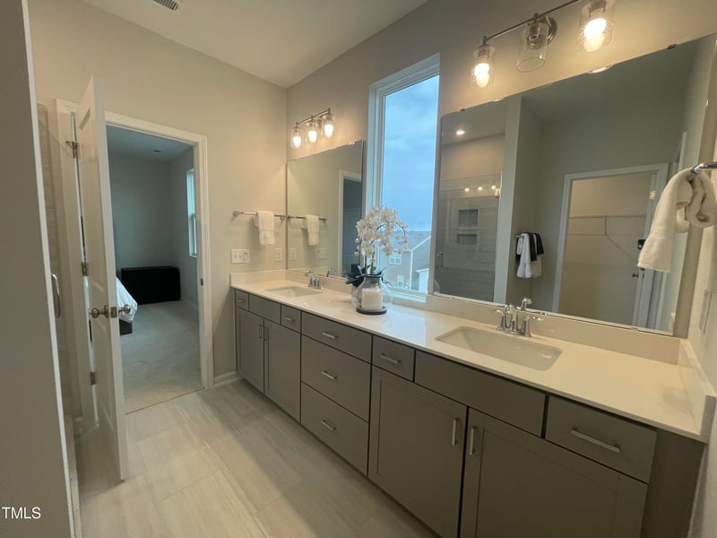 321 Murray Grey Ln, Wake Forest, NC 27587
